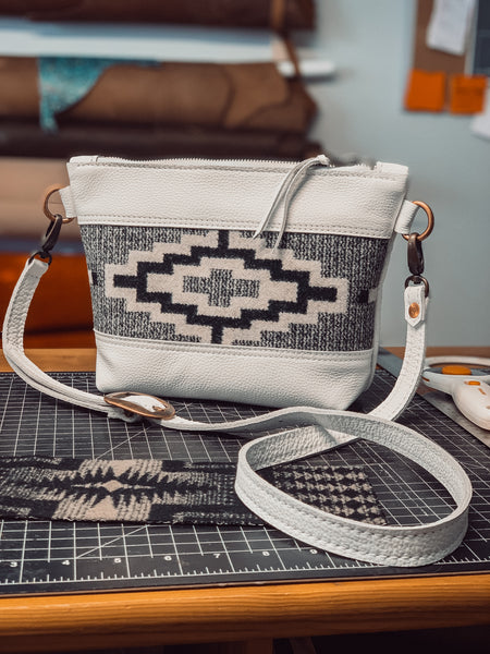 Elkhorn Mini Crossbody in White & Kiva Steps